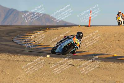 media/Dec-16-2023-CVMA (Sat) [[bb38a358a2]]/Race 13 Amateur Supersport Middleweight/